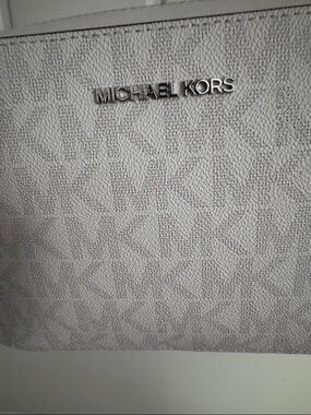 Michael Kors Silver-Logo Light Gray Signature Tote Panel